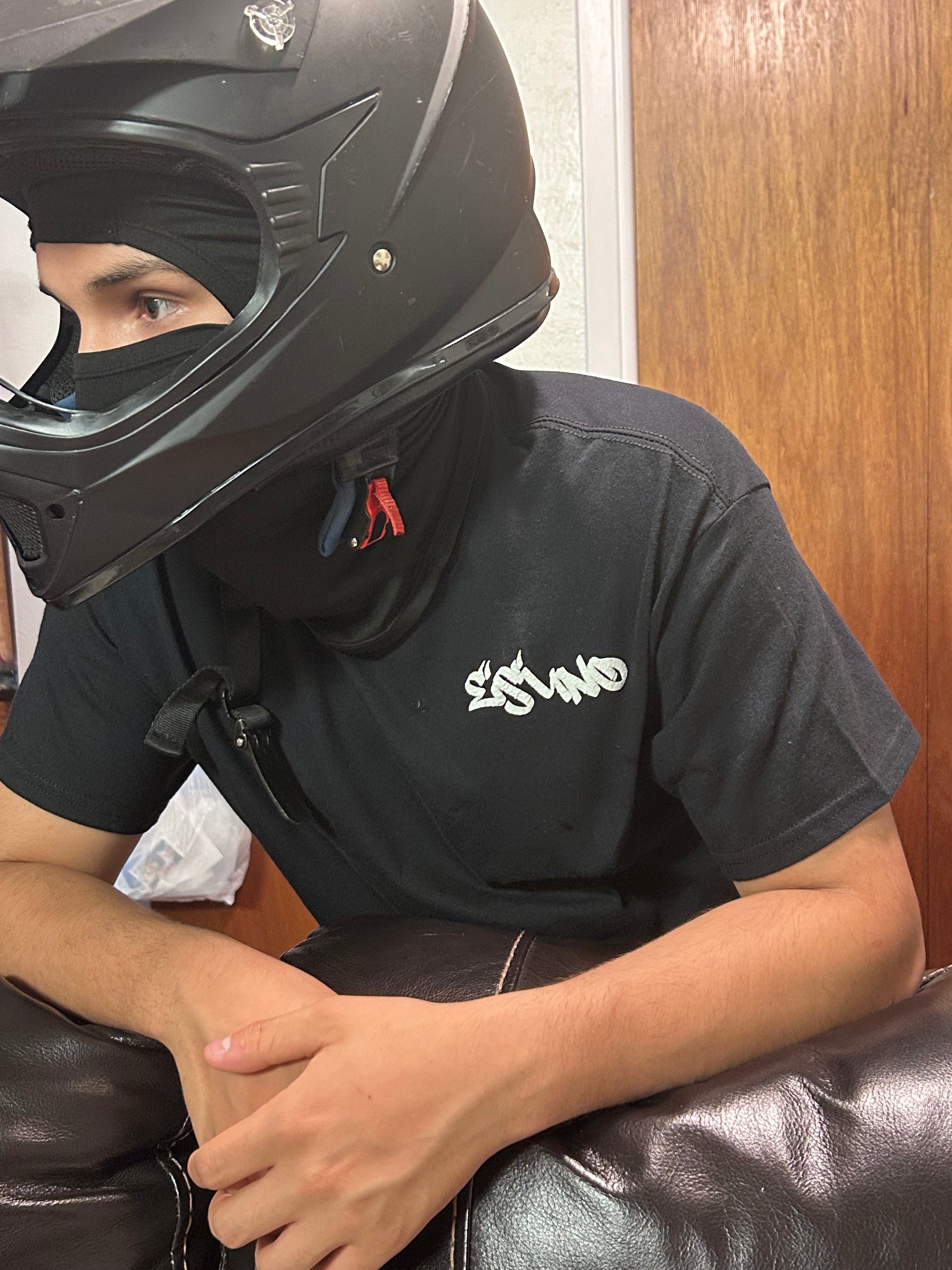 Esuno puff T-shirt white and black T￼